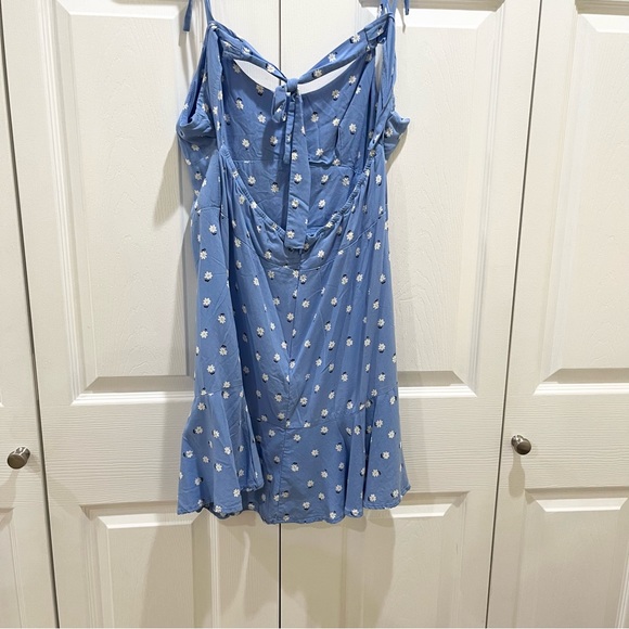 5 for $25! Wild Fable Blue Floral Dress XL - Picture 7 of 7